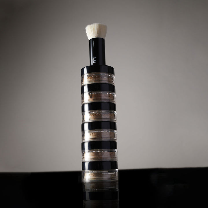 1944 Paris - Mineral Foundation 5g (Le Fond de Teint Mineral)